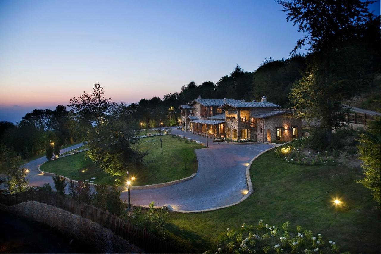 Chalet Euthalia Restaurant & Suites San Giacomo  Bagian luar foto